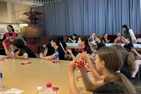 加拿大国家级运动健将组团来宁研学游，感受非遗魅力交流切磋技艺图片