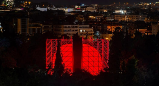 当 “生命之树” 焕新长安，这场光影盛宴藏着西安万象城的周年情书