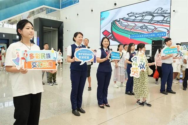 火热7月，红河歌舞在厦门刮起“最炫民族风”！