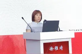 乏力、皮肤瘀斑、牙龈出血…… 警惕，这类白血病年龄越大发病率越高图片