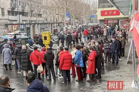 首次上线汤圆外卖，8个点位齐售叠式汤圆！正月十五的五芳斋节日氛围满满图片