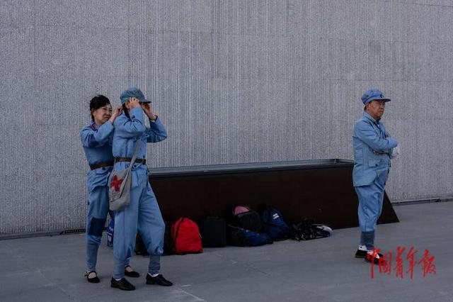沈阳“九·一八”历史博物馆迎来参观客流高峰：观看展览 铭记历史