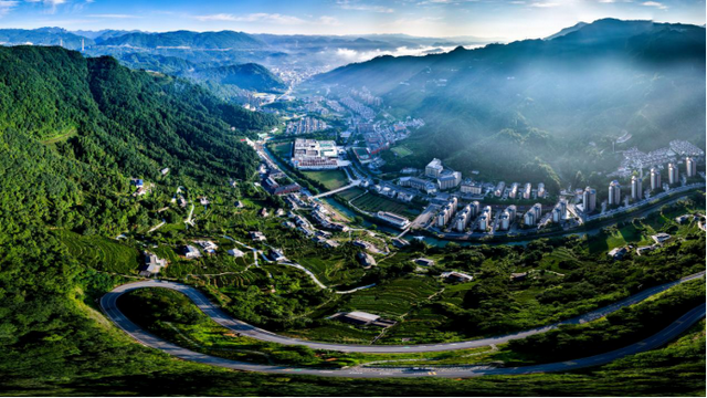 “云上五峰 茶香天下”五峰土家族自治县亮相《300秒看家乡》