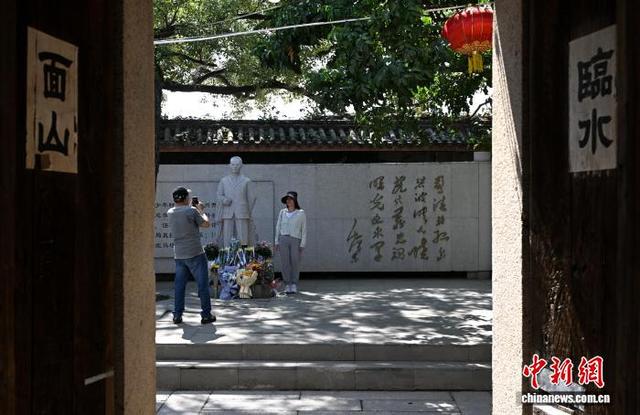 福州：吴石故居吸引游客参观