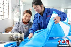 （乡村行·看振兴）浙江共富特写：“小工坊”如何释放“家”味道？图片