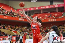 WCBA新赛季揭幕 四川女篮获“开门红”图片