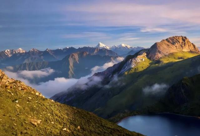 圣洁甘孜·一生有约 | 九龙九秘，一场关于山川、时光与舌尖的极致邀约