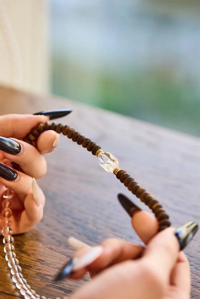 真不懂，为啥现在的明星和有钱人都偏爱这个“烂木头”？