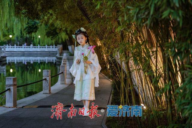 济南珍珠泉景区：幽静雅致的济南园林秘境