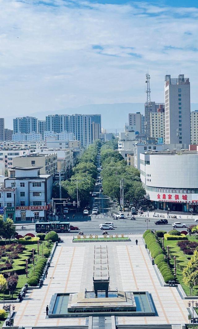 文化中国行｜风过两千年 铜奔马背上的六朝古都仍在 “奔跑”