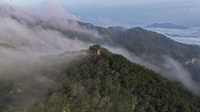 河北遵化：初秋长城美如画