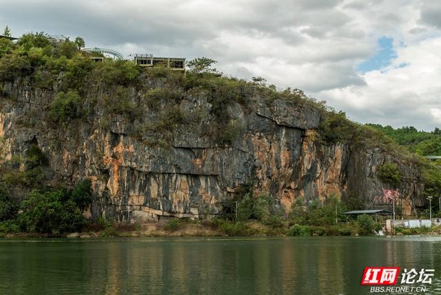 岁暖时刻丨寻访道县葫芦岩：我看见了历史与现实的并置
