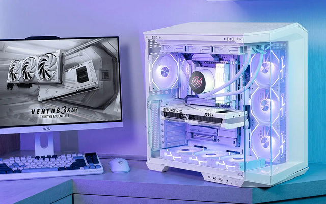 微星推出首款 Project Zero 隐藏走线显卡 5070 Ti 万图师 3X PZ