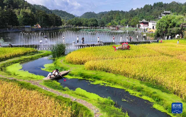 世界遗产村 国庆文旅热