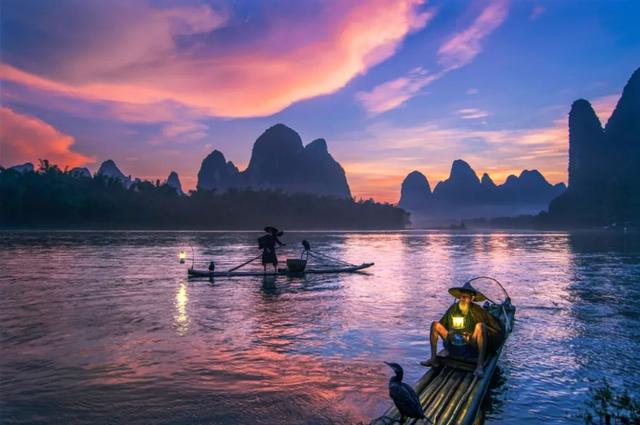 立秋，开启桂林秋季之美丨秋风染山水，峰丛浅淡装