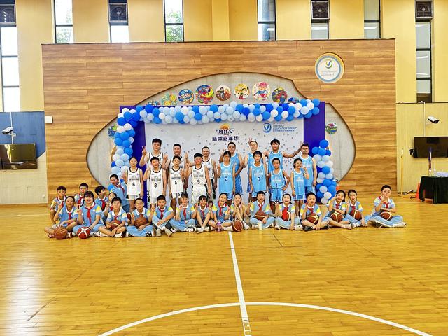 开学啦丨四色交响，潮头启航！“红橙蓝绿”主题报到日玩转新学期