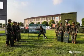 关注｜“武教头”比武，真硬核！图片