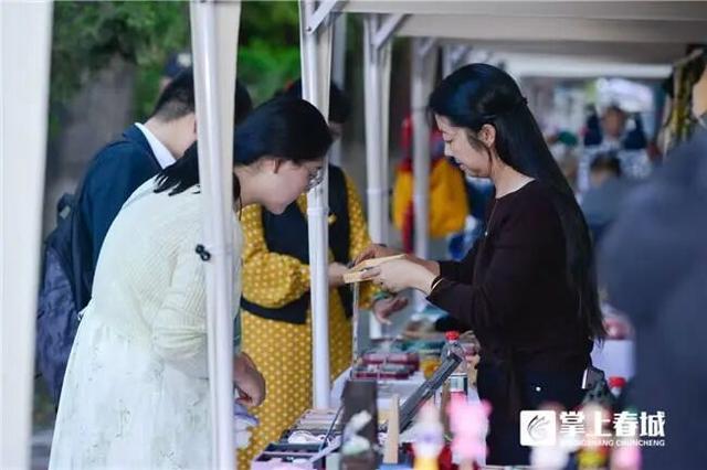 交响民乐齐鸣 昆明文庙七夕活动让历史空间焕发新活力