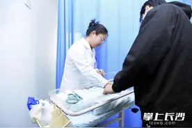 孕妇吃烤肉庆祝产检顺利，却感染这一细菌致胎儿病危图片