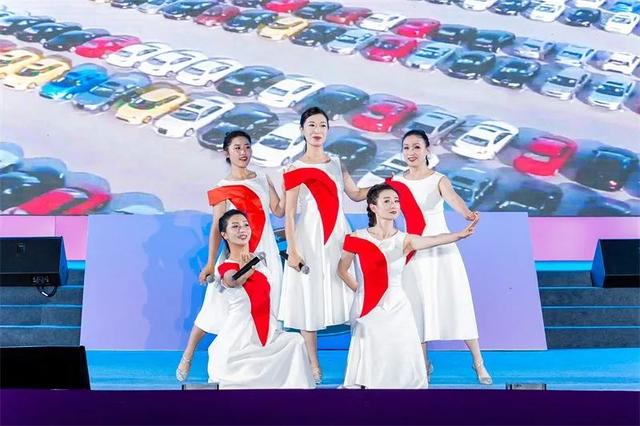 “歌声架桥梁 文化兴边疆” 2025年国门文化“极边好声音——红河国门歌会”在云南河口成功举办
