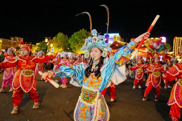 童话+非遗！龙岩连城点燃“夏夜经济”~