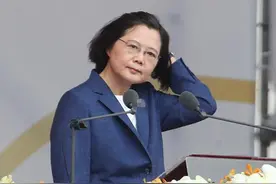 蔡英文宣称岛内自制气象卫星发射是台航天产业一大步，岛内网民嘲讽图片