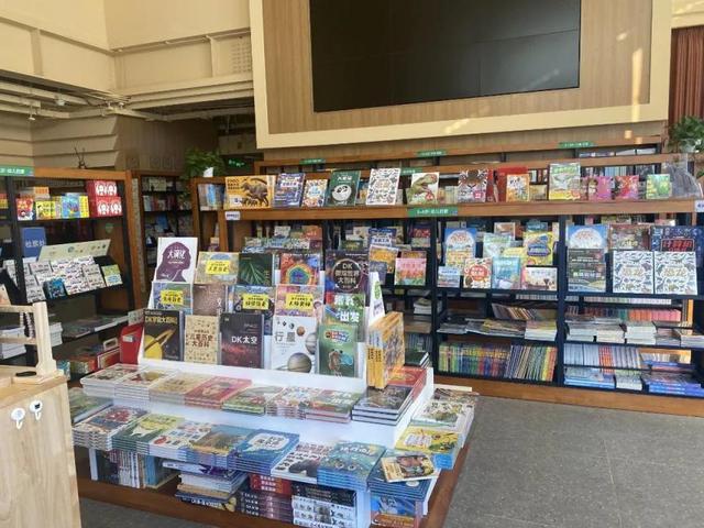 躲进书店过夏天！石景山这些宝藏书店7月活动预告