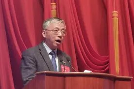 胡翊群委员：开辟多元输送路径，推动各层次人才进入国际组织任职图片