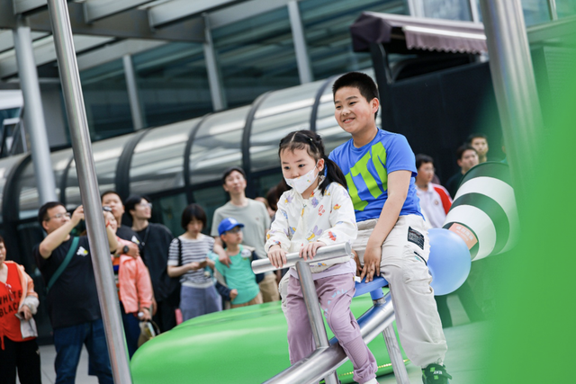 比中国年轻人更爱去成都的，居然是外国年轻人？