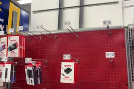 特朗普加征关税引全美物价普涨，消费者表示担忧视频封面