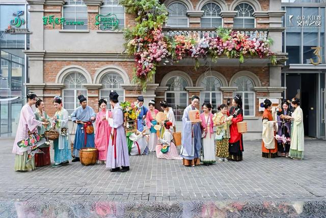 南京长江路文博之夜精彩启幕，玄武文旅护照首发