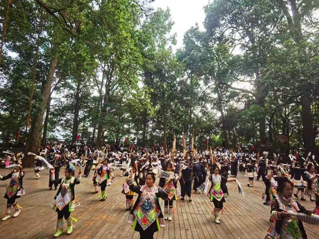 岜沙苗寨一年一度芦笙节！12月8－10日千万别错过