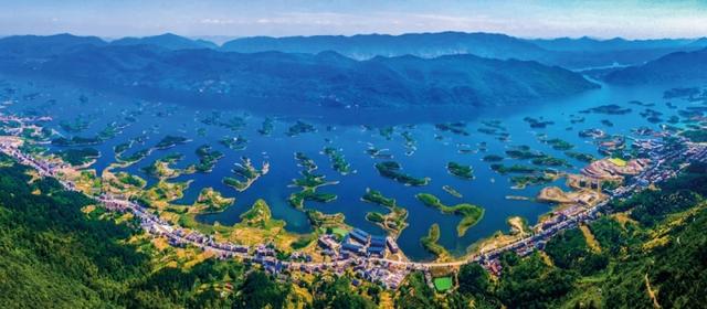 你从来没有读懂黄石