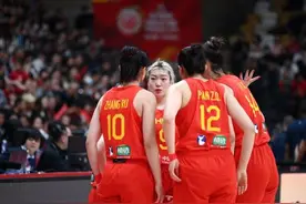 中国女篮主帅郑薇：失败会让球队成长图片