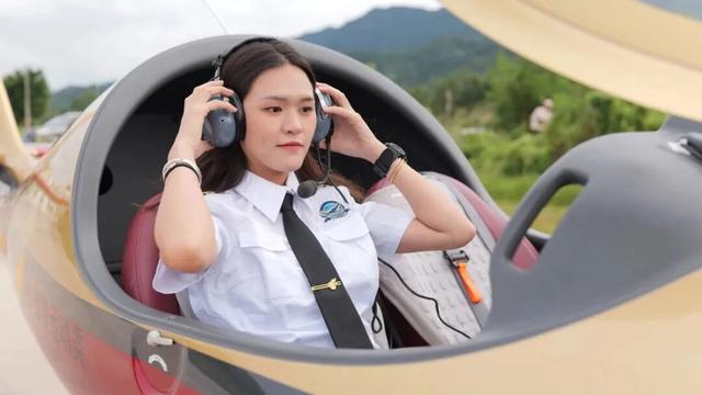 广东新晋网红地！浪漫花海、直升机飞行、地道美食…三水这个地方藏不住了