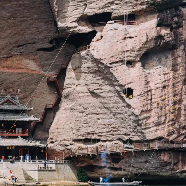 当龙虎山景点开启朋友圈，画风居然是这样！