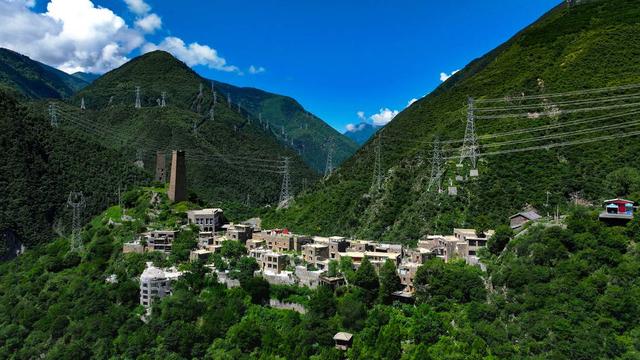 打造文旅融合新标杆 高原名城马尔康这样撬动市场