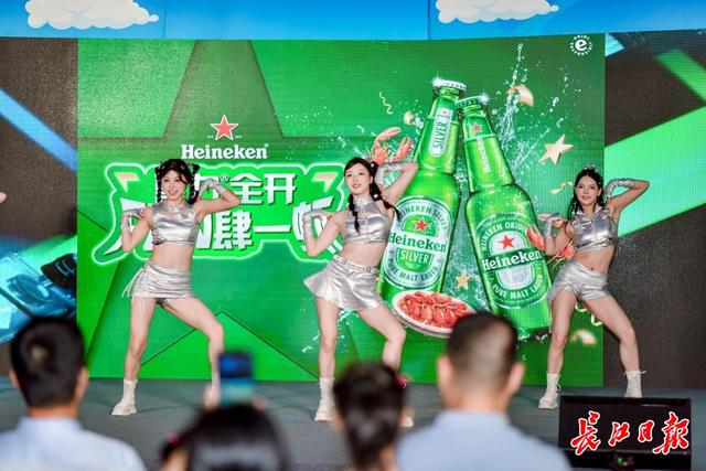 家门口的清凉狂欢