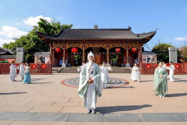 道韵庆双节 · 逍遥游龙虎！2025龙虎山国庆活动上新，假期打卡清单来了！