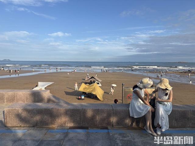 海边漫步过周末