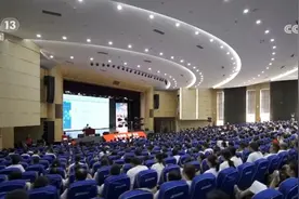 强教先强师 多方合力推动“科教融合”走向基础教育图片