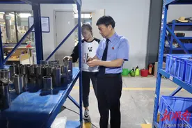 屈原检察：检察长走访包联企业 精准服务优化营商环境图片