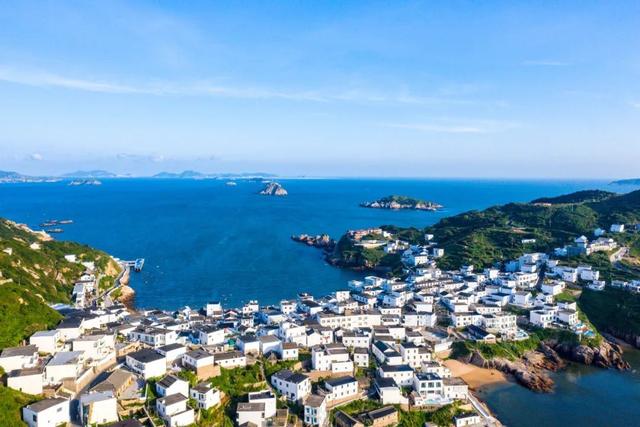 八月，在浙江嵊泗东部三岛遇见最美盛夏