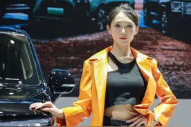 悦驾乐拍|美女模特颜值高，车展上真养眼图片