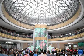 广东首个荔枝文化主题服务区开通运营图片