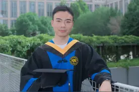 “逆袭”成为年级第一，他是北航郑新宇！图片