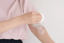 滑石粉被列为2A类致癌物，常用于婴儿爽身粉和化妆品｜周一健图片