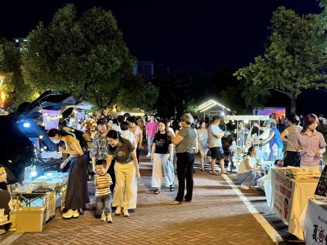 诏安新“夜”态 | 多彩文化活动点亮“光影北湖”新图景