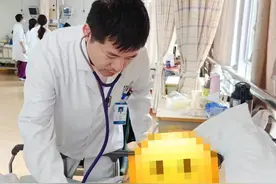 为备战中考，杭州初三男生感冒后硬扛一周，结果突发胸闷进了医院图片