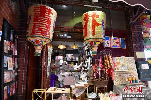 福建泉州：千年古街烟火味浓